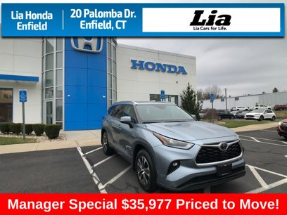 Used 2021 Toyota Highlander XLE