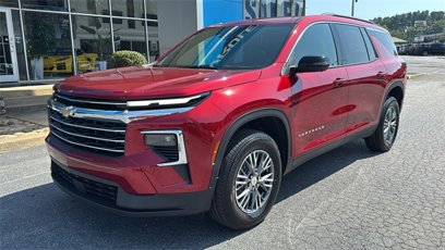 New 2025 Chevrolet Traverse LT w/ Driver Confidence Package