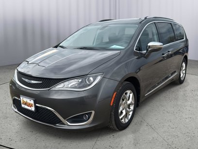 Used 2019 Chrysler Pacifica Limited