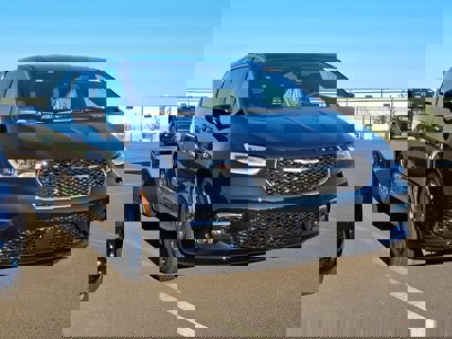 New 2025 Chrysler Pacifica Select