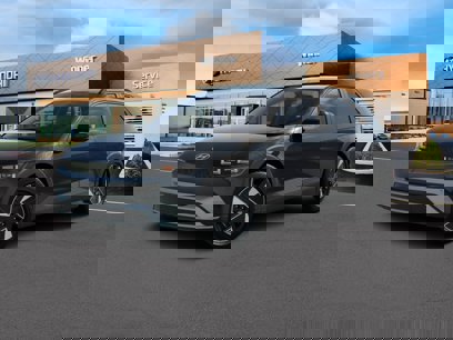 New 2025 Hyundai Ioniq 5 SEL