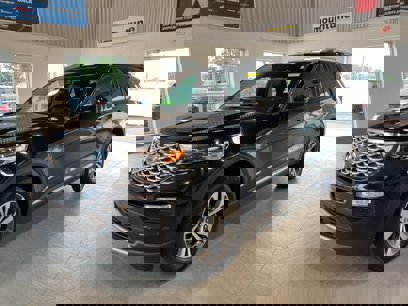 Used 2020 Ford Explorer Platinum w/ Premium Technology Package