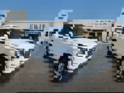 Used 2022 Nissan Frontier SV
