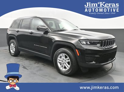 Used 2023 Jeep Grand Cherokee Laredo