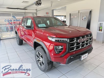 New 2025 GMC Canyon AT4