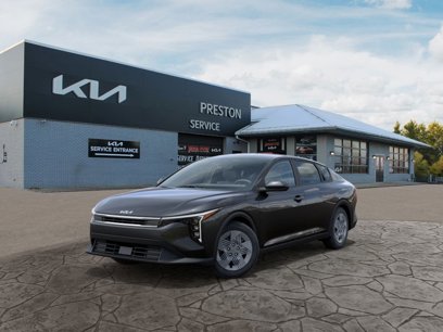 New 2025 Kia K4 LX