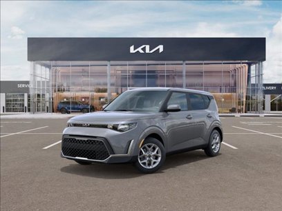 New 2025 Kia Soul LX