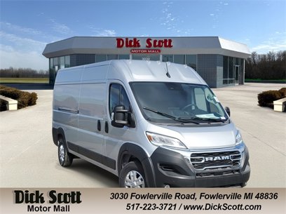 New 2025 RAM ProMaster 2500 w/ Quick Order Package 22G SLT