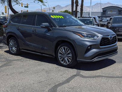 Used 2021 Toyota Highlander Platinum