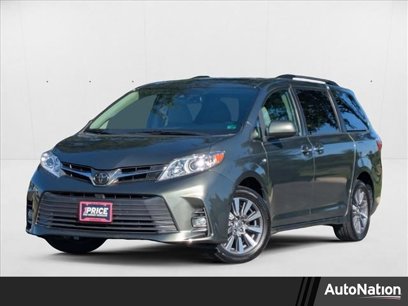 Used 2018 Toyota Sienna XLE Premium