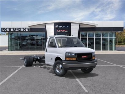 New 2025 GMC Savana 3500 Extended w/ Power Convenience Package