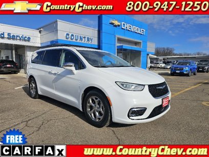 Used 2022 Chrysler Pacifica Limited