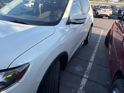 Used 2017 Nissan Rogue SV