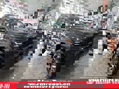 New 2025 Toyota 4Runner Trailhunter