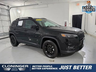 Used 2023 Jeep Cherokee Altitude Lux