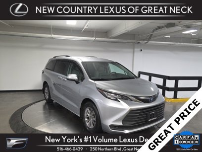 Used 2022 Toyota Sienna LE