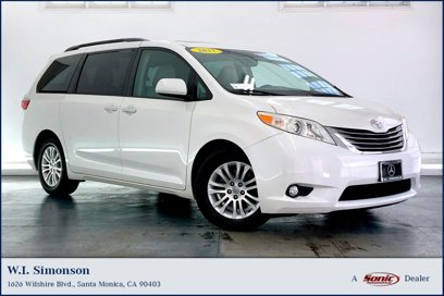 Used 2017 Toyota Sienna XLE