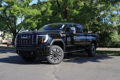 New 2025 GMC Sierra 2500 Denali Ultimate w/ Max Trailering Package