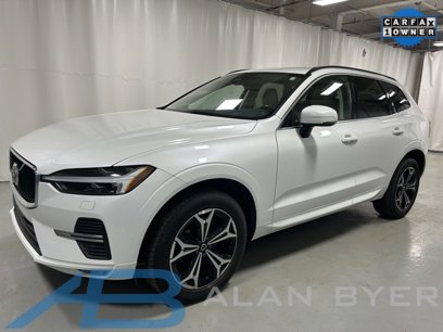 Used 2022 Volvo XC60 B5 Momentum