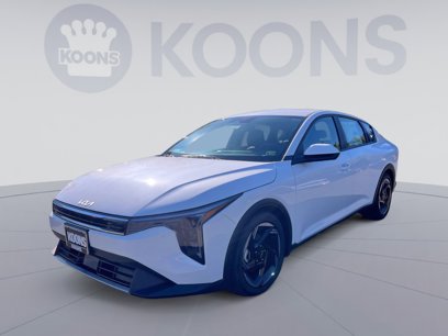 New 2025 Kia K4 EX