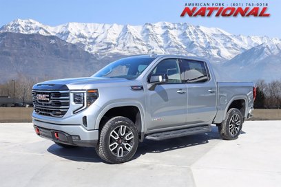 New 2025 GMC Sierra 1500 AT4 w/ AT4 Premium Package