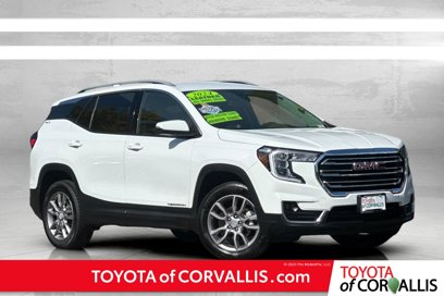 Used 2024 GMC Terrain SLT