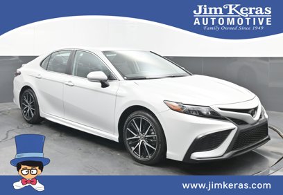 Used 2024 Toyota Camry SE