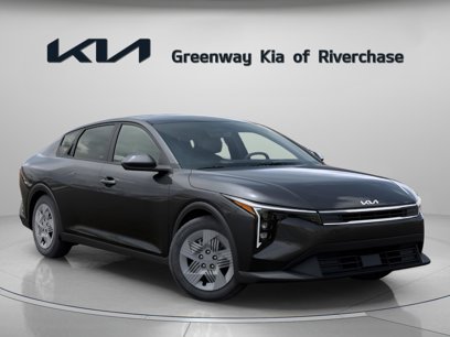 New 2025 Kia K4 LX