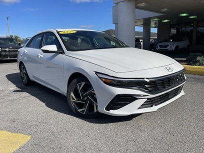 New 2025 Hyundai Elantra Limited