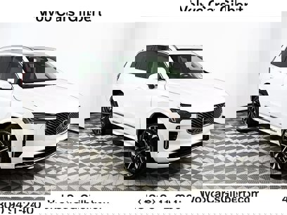 New 2025 Volvo XC90 T8 Plus w/ Protection Package Premier