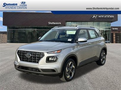New 2025 Hyundai Venue SEL