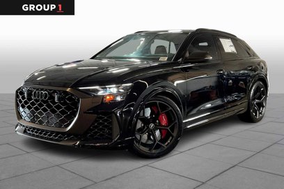 New 2025 Audi RS Q8 performance