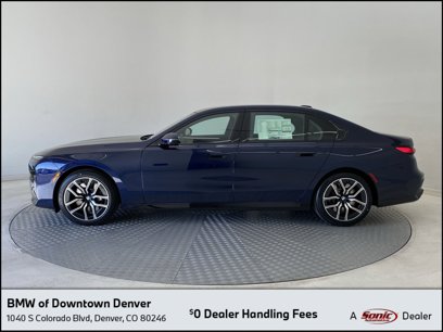 New 2025 BMW 760i xDrive w/ Premium Package