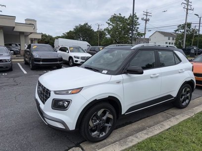 Used 2022 Hyundai Venue Limited w/ Cargo Package