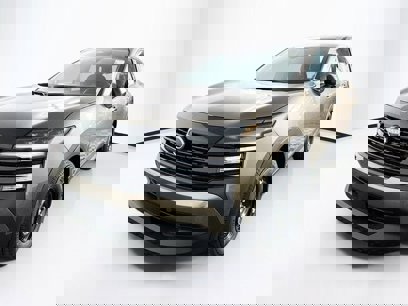 New 2025 Nissan Kicks S
