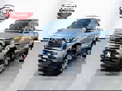 New 2025 Toyota Tacoma SR5