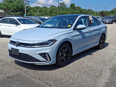 New 2025 Volkswagen Jetta SE