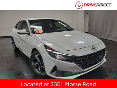 Used 2022 Hyundai Elantra SEL w/ Convenience + Premium Package