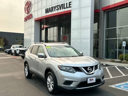 Used 2016 Nissan Rogue SV w/ SV Premium Package
