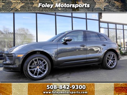 Used 2023 Porsche Macan w/ Smoking Package