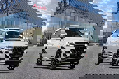 New 2025 Audi Q7 3.0T Prestige