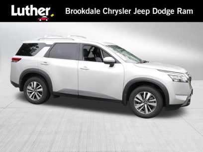 Used 2024 Nissan Pathfinder SL