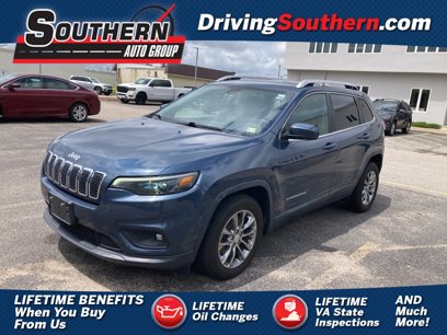 Used 2019 Jeep Cherokee Latitude Plus w/ Comfort/Convenience Group