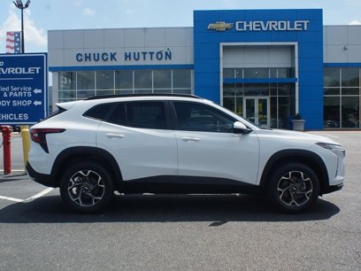 New 2025 Chevrolet Trax LT w/ Driver Confidence Package