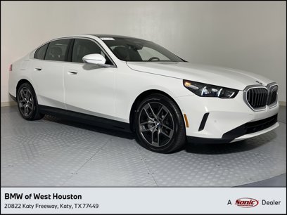 New 2025 BMW i5 xDrive40 w/ Executive Package