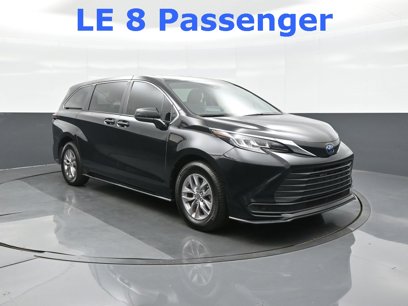Certified 2022 Toyota Sienna LE