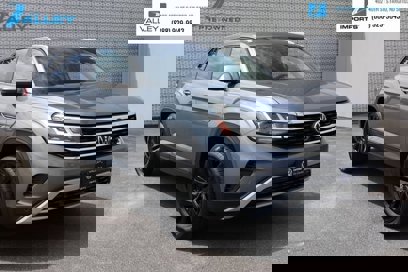 Used 2022 Volkswagen Atlas Cross Sport SE w/ Black Wheel Package