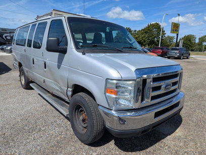 Used 2009 Ford E-350 and Econoline 350 XLT