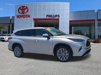 Used 2021 Toyota Highlander Platinum