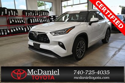 Certified 2025 Toyota Highlander XLE
